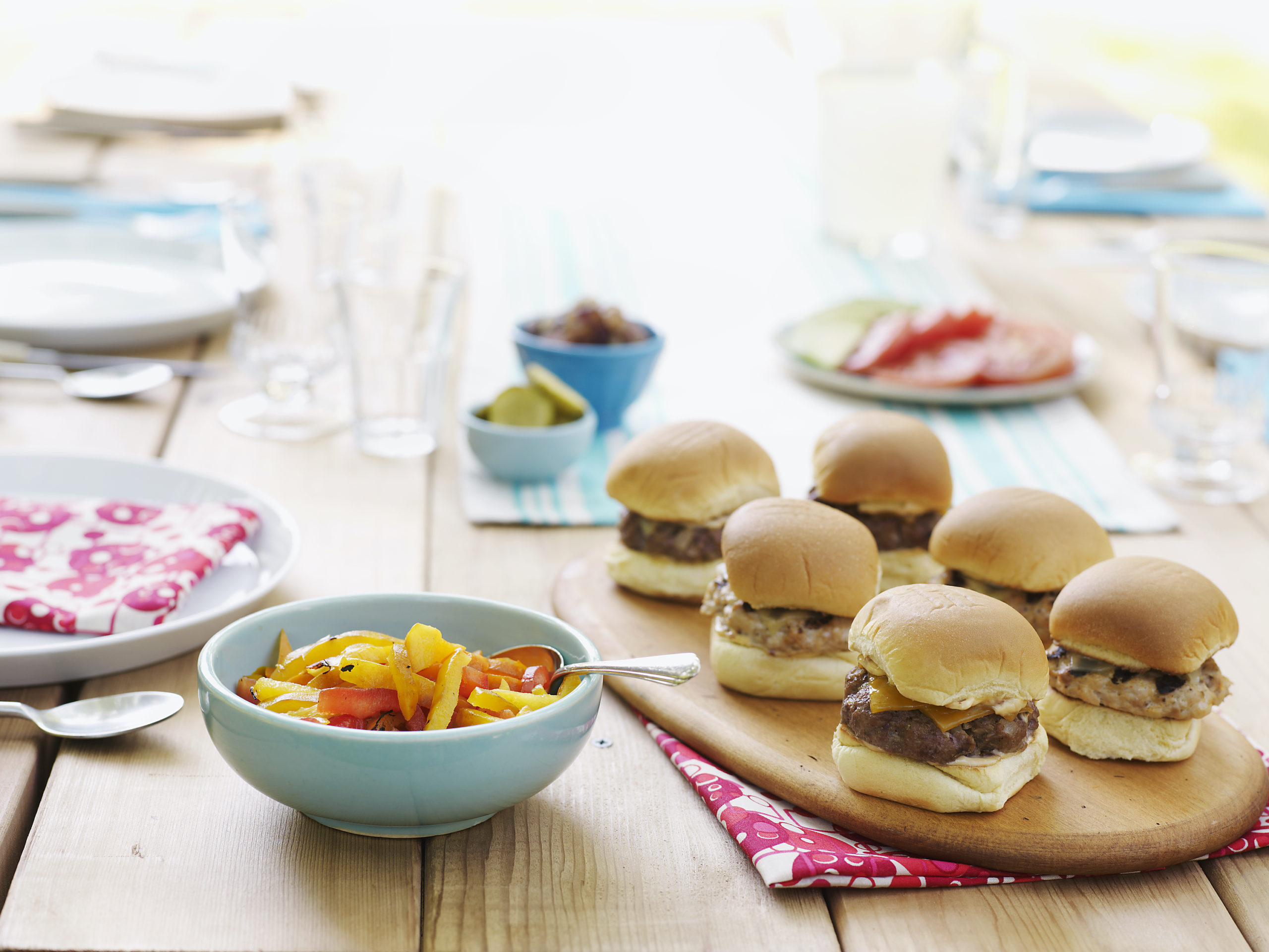 4 Ways to Celebrate Memorial Day at Work to Boost Employee Morale